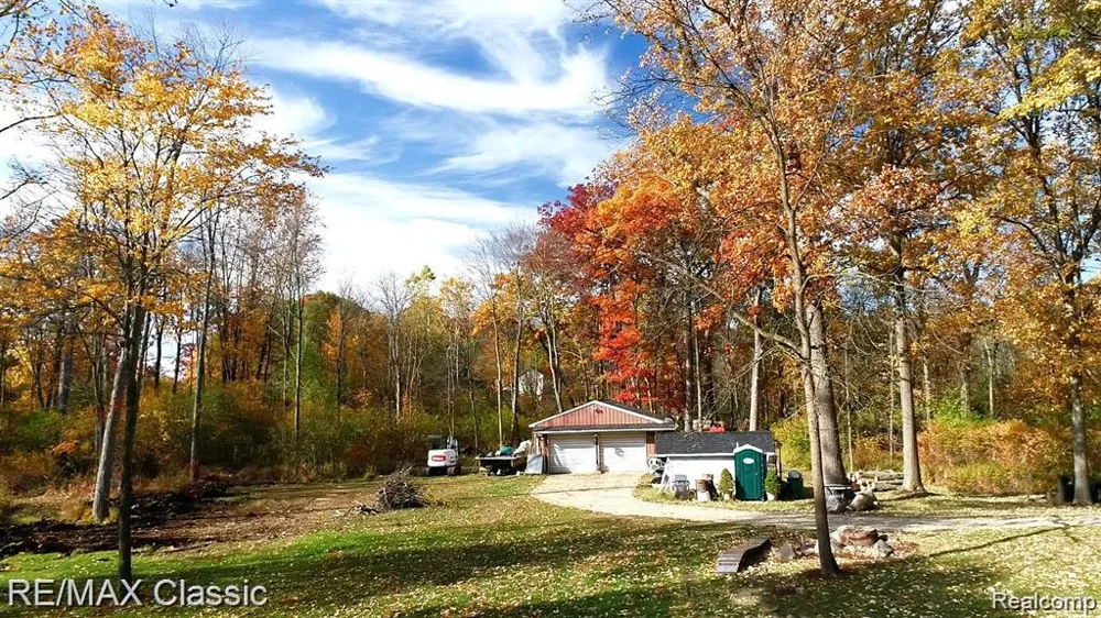 512 Fernhurst Court Orion Charter Township, MI 48362