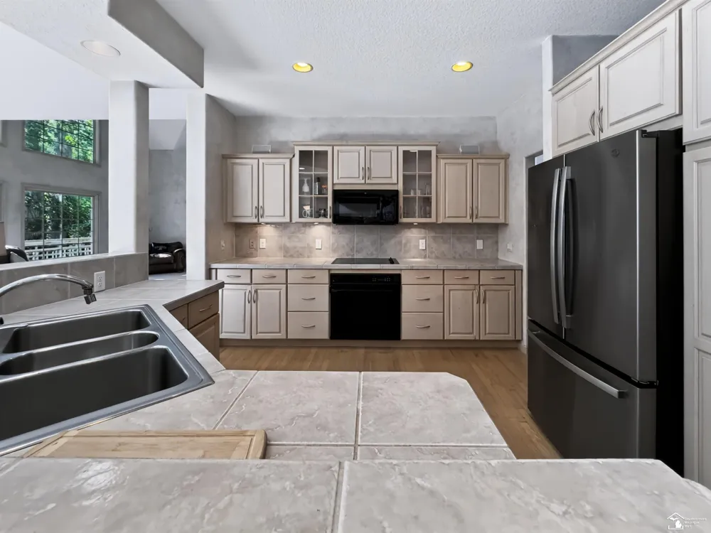 7241 Hidden Valley Drive Unknown, MI 48144
