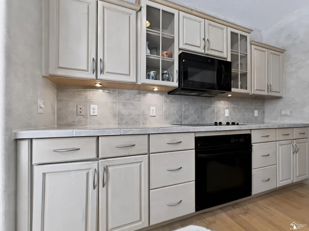 7241 Hidden Valley Drive Unknown, MI 48144
