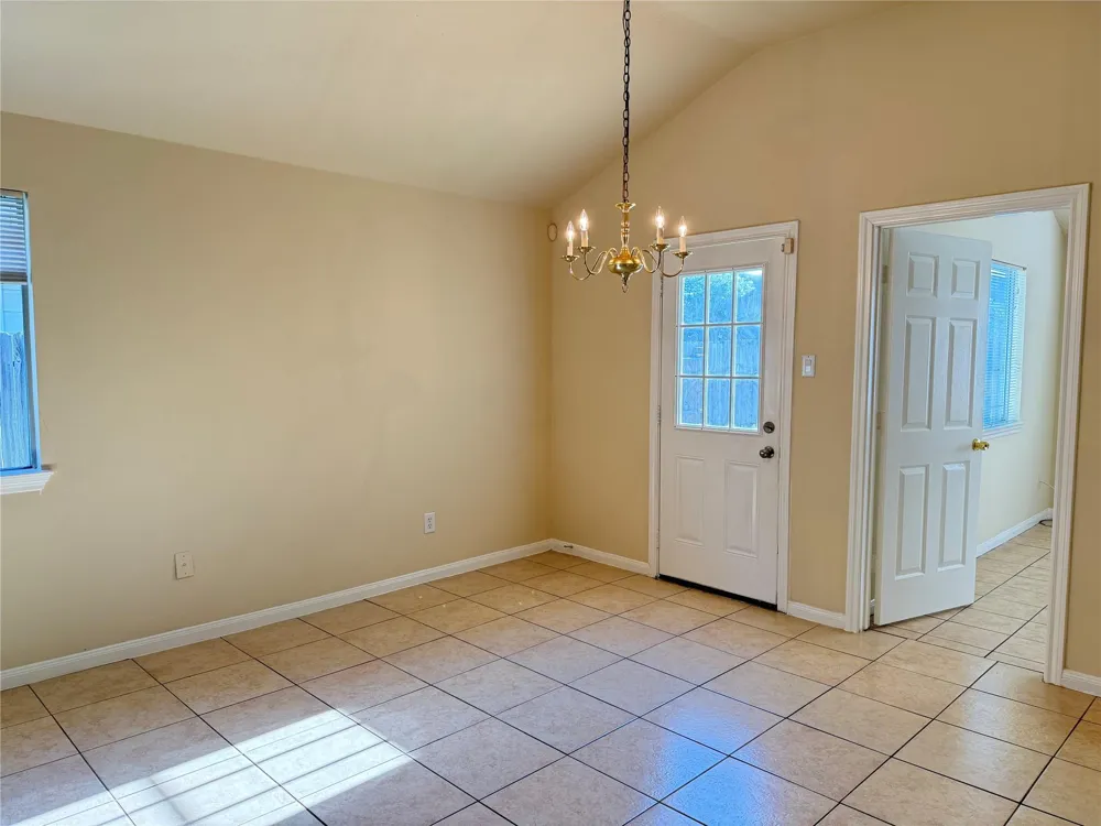 4019 Teal Run Meadow Drive Fresno, TX 77545