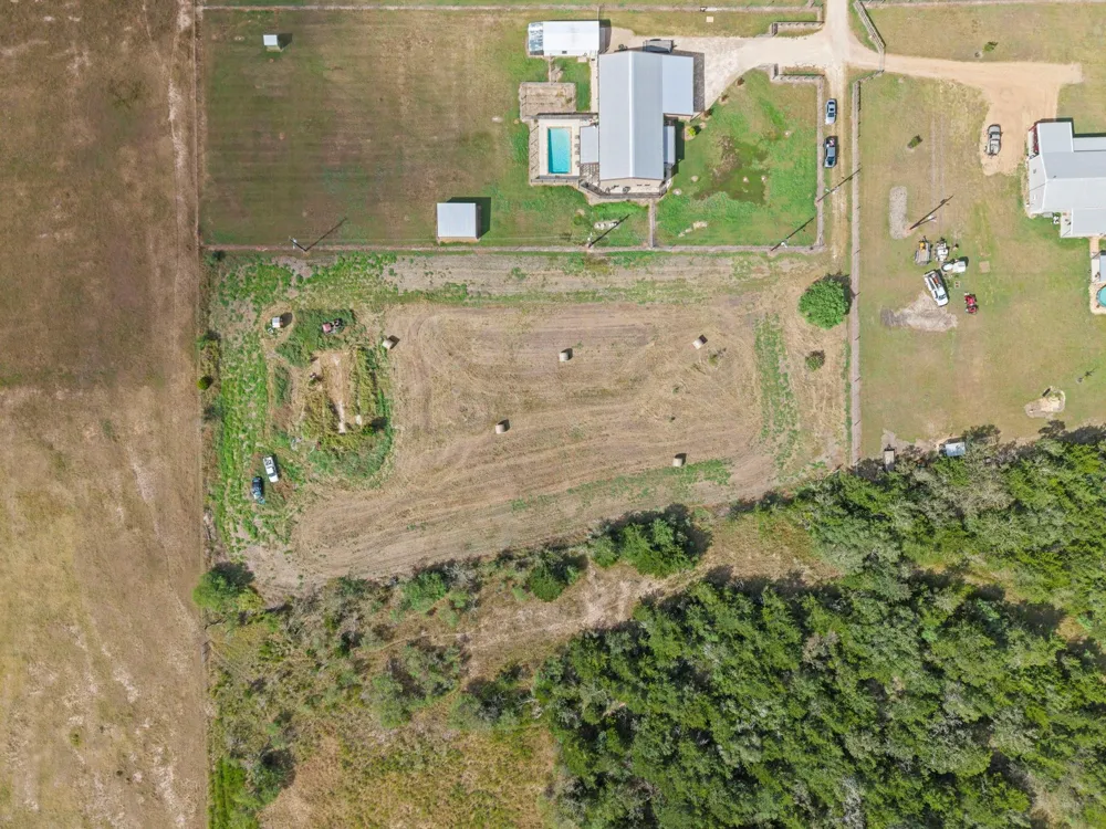 150 Private Road 4001 Yoakum, TX 77995