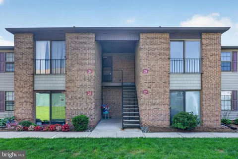 28 IPSWICH PLACE