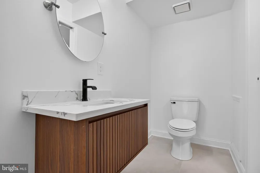 28 IPSWICH PLACE Sewell, NJ 08080