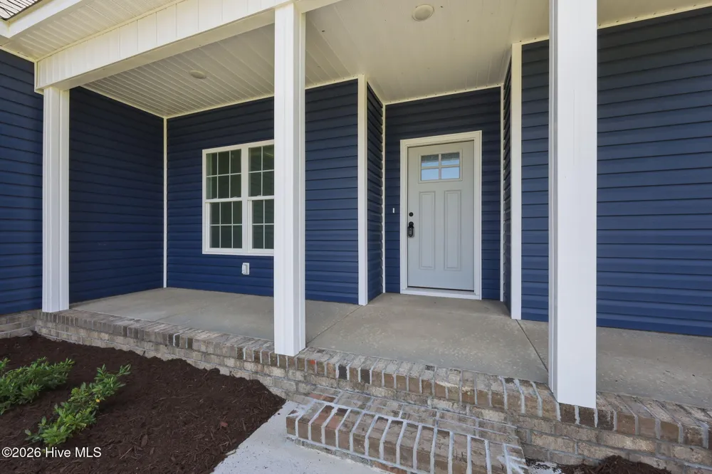 2754 Whitaker Glen Drive Farmville, NC 27828