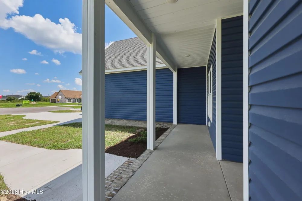 2754 Whitaker Glen Drive Farmville, NC 27828