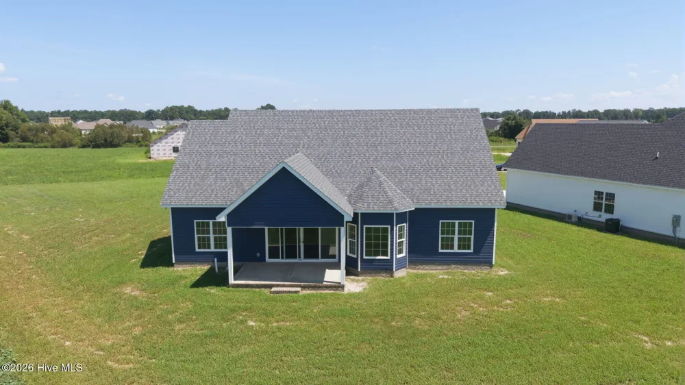 2754 Whitaker Glen Drive Farmville, NC 27828