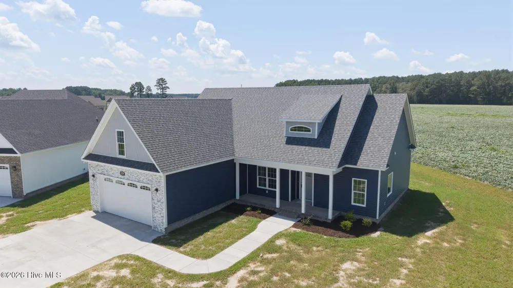 2754 Whitaker Glen Drive Farmville, NC 27828