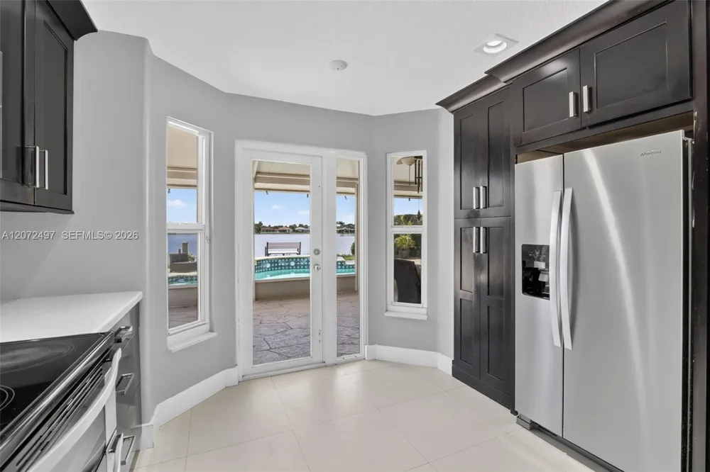 19156 NW 24th Ct Pembroke Pines, FL 33029