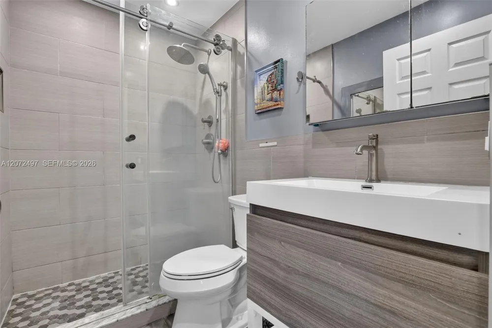 19156 NW 24th Ct Pembroke Pines, FL 33029