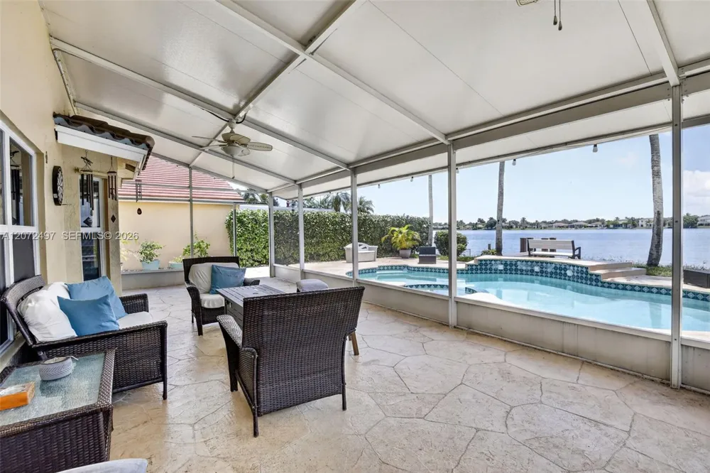 19156 NW 24th Ct Pembroke Pines, FL 33029