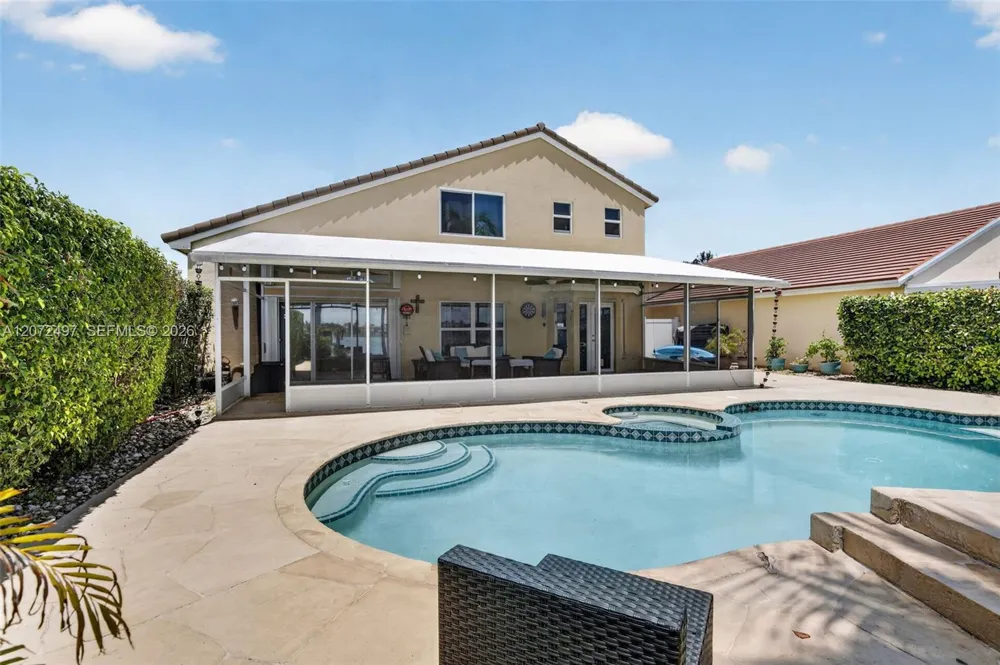 19156 NW 24th Ct Pembroke Pines, FL 33029