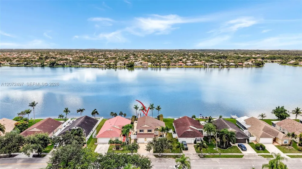 19156 NW 24th Ct Pembroke Pines, FL 33029