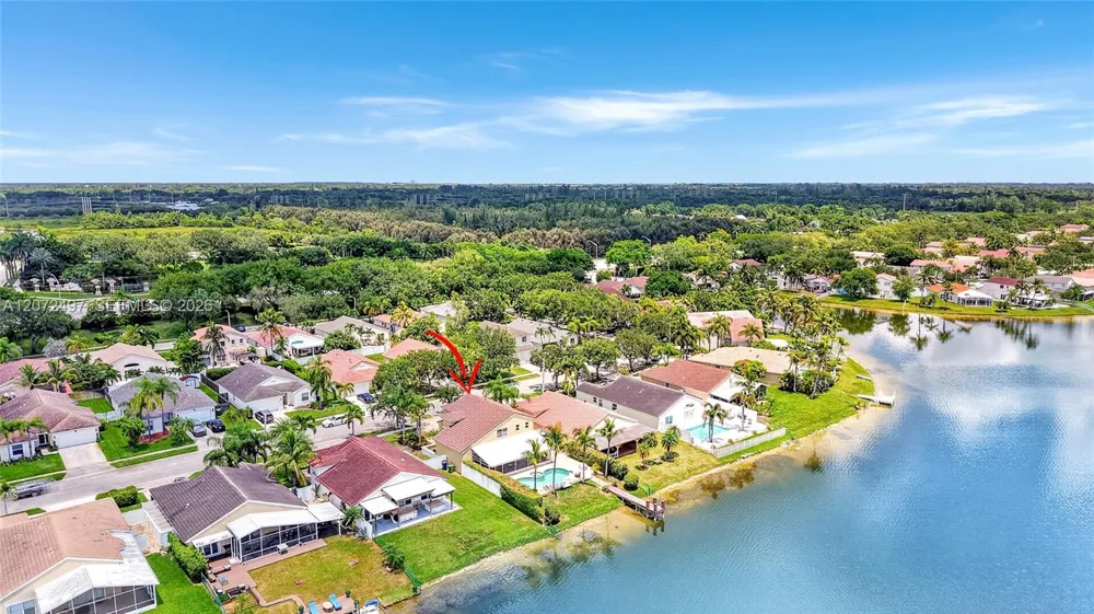 19156 NW 24th Ct Pembroke Pines, FL 33029