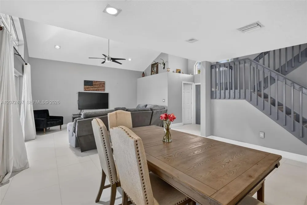 19156 NW 24th Ct Pembroke Pines, FL 33029