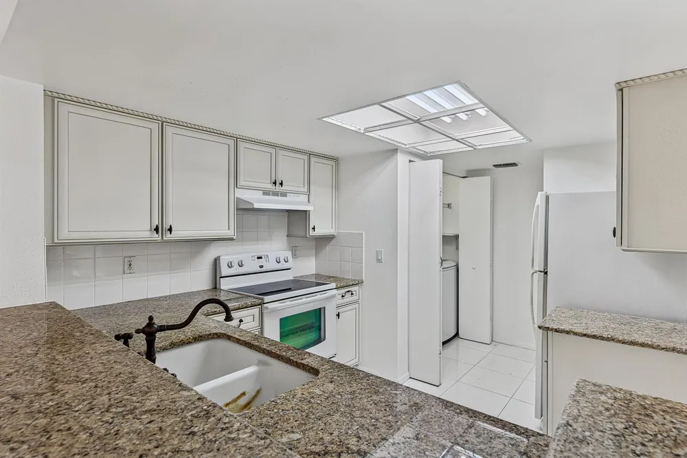 9088 W ATLANTIC BOULEVARD #525 Coral Springs, FL 33071