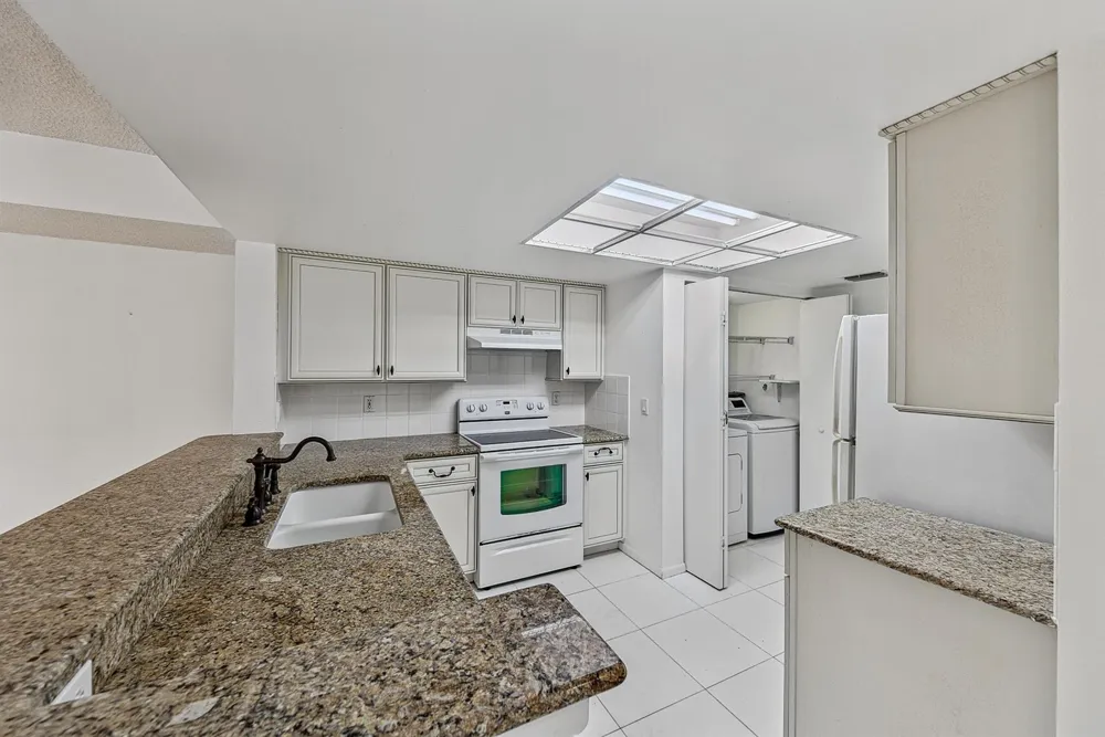 9088 W ATLANTIC BOULEVARD #525 Coral Springs, FL 33071