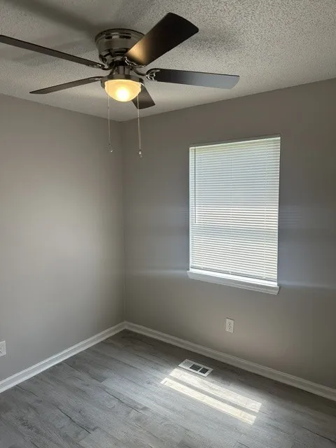 1706 37th St NE Cleveland, TN 37312