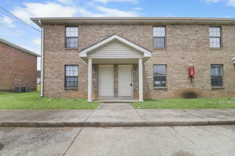 369 Peabody Dr #4