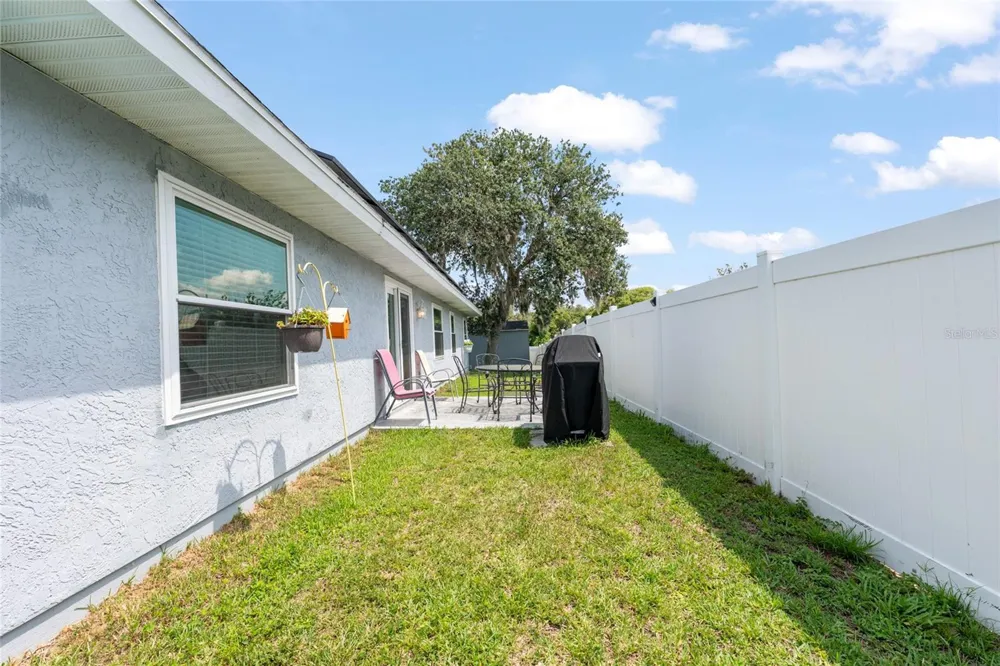 124 OAK CIRCLE ocala, FL 34472