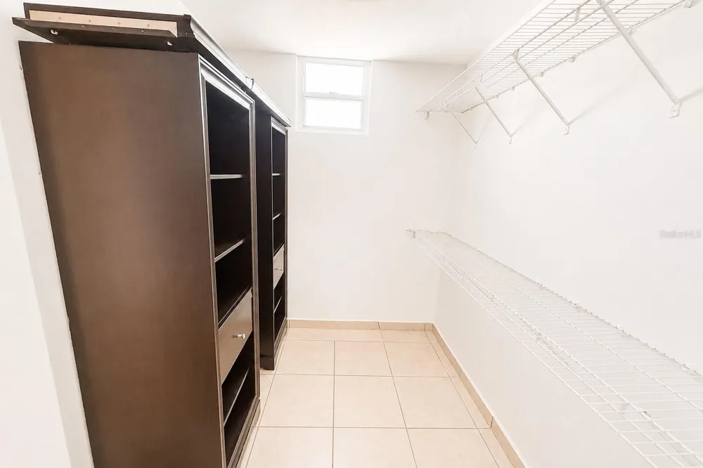 Estancias de Cerro Gordo CALLE NINOSHKA #B-12 Vega Alta, PR 00692