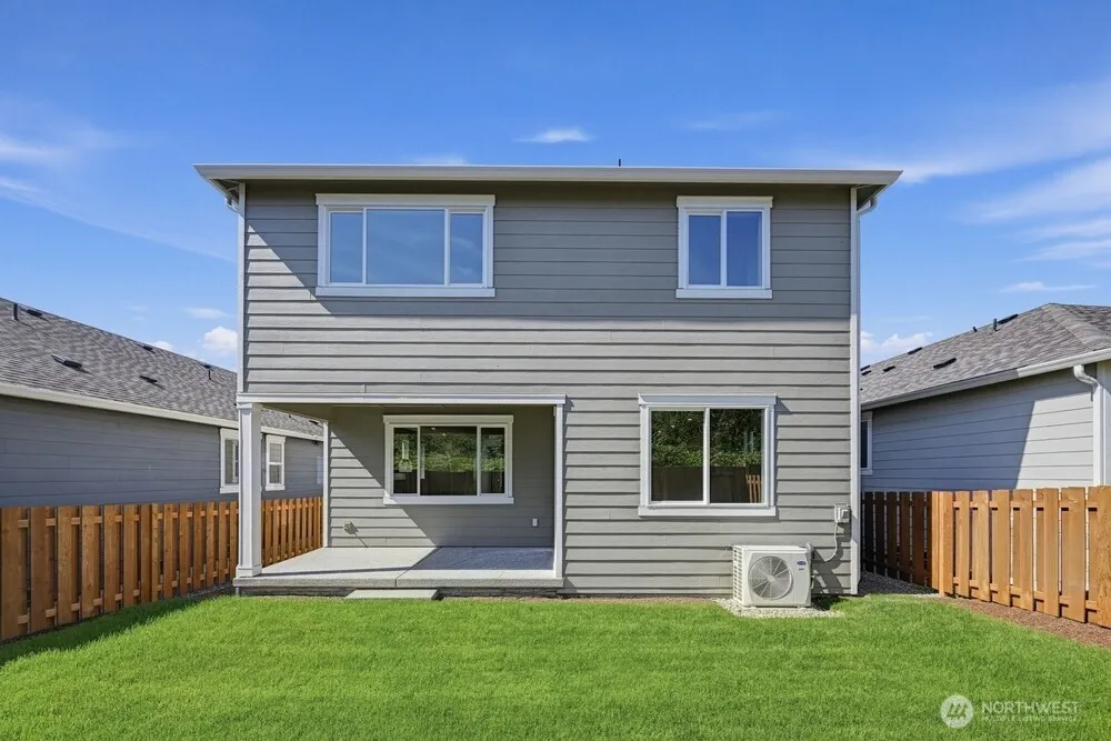 615 Barquist Lane Enumclaw, WA 98022