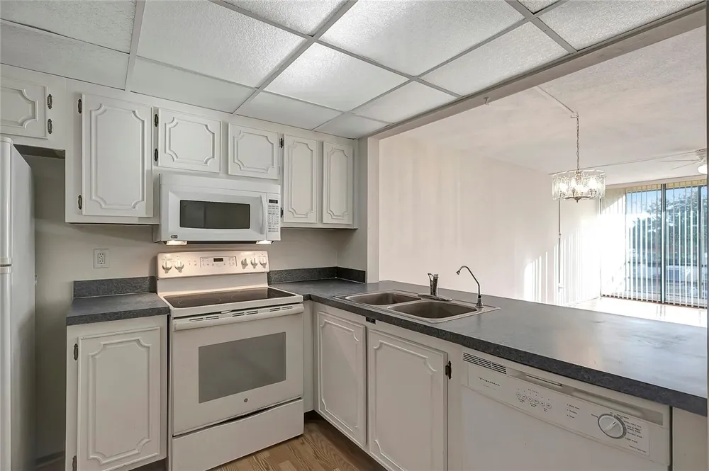 14130 ROSEMARY LANE #1318 Largo, FL 33774