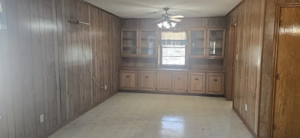 770 County Road 169 Whitesboro, TX 76273