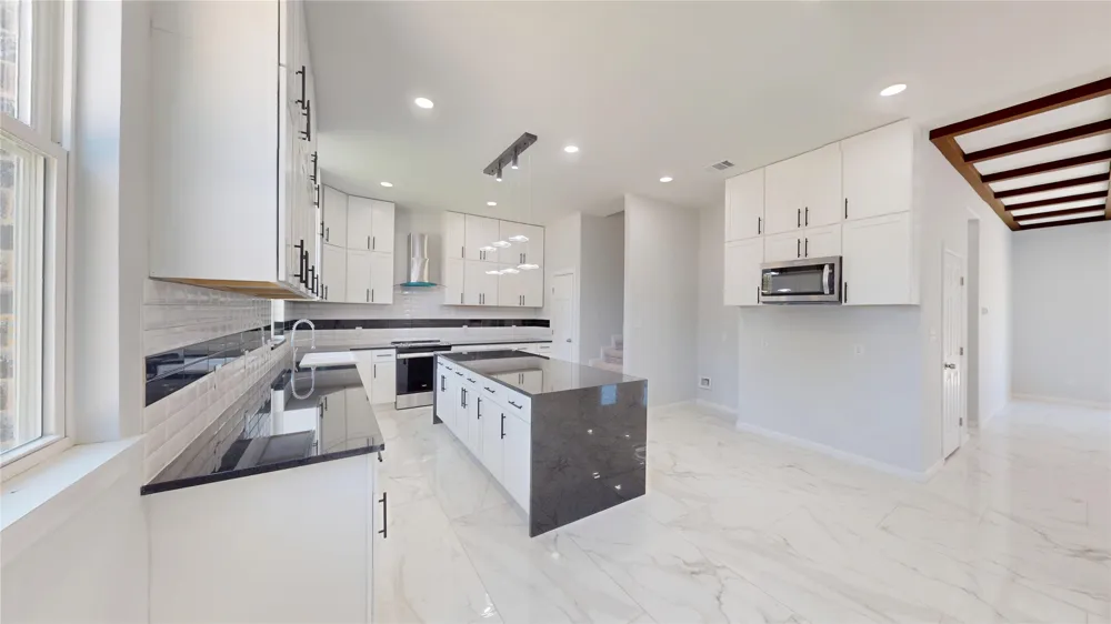 524 Windsor Drive Allen, TX 75002