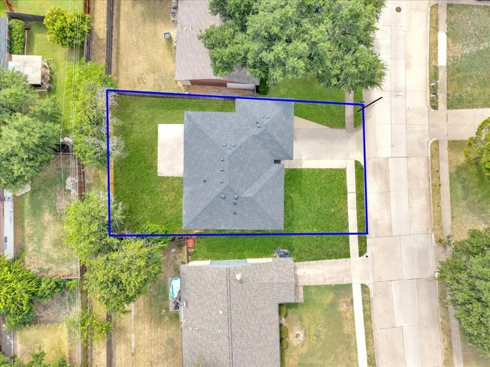 524 Windsor Drive Allen, TX 75002