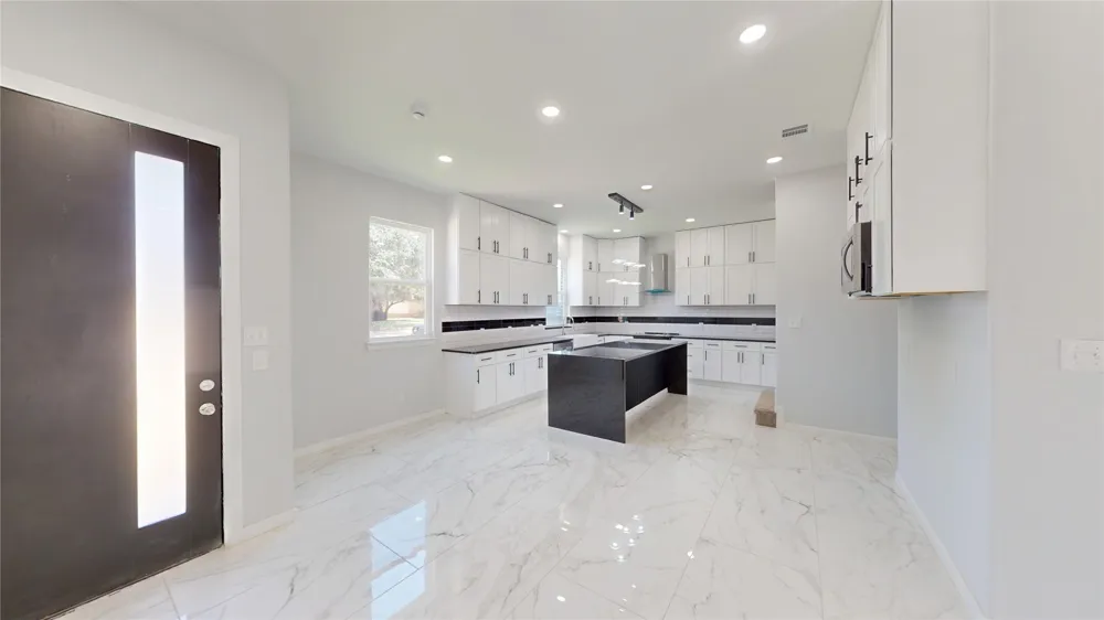 524 Windsor Drive Allen, TX 75002