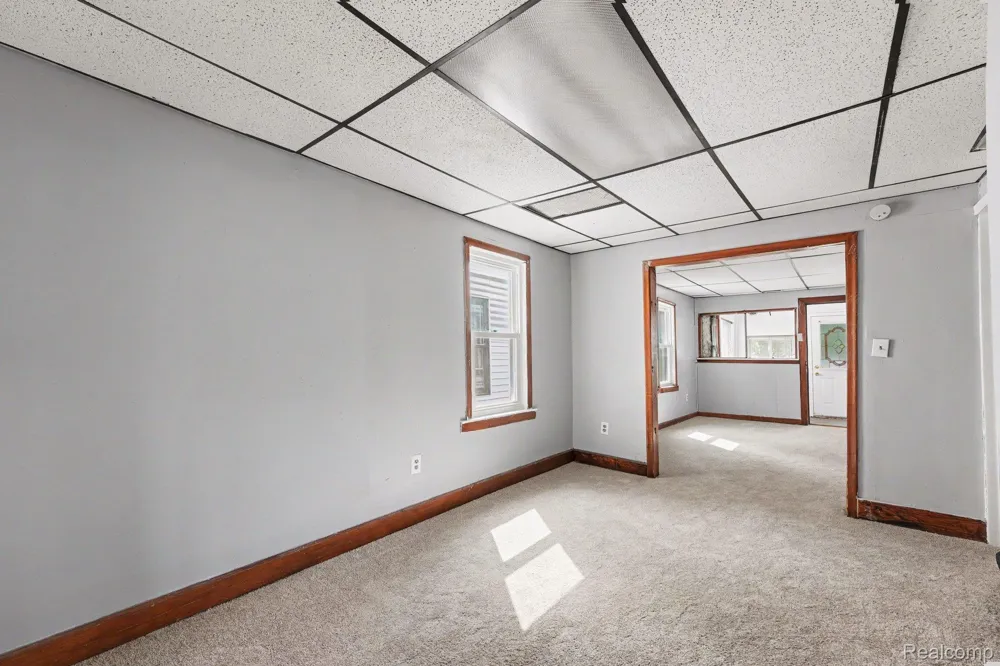 2511 Vanness Street Port Huron City, MI 48060