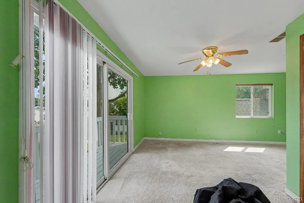 2511 Vanness Street Port Huron City, MI 48060