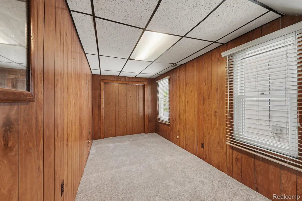 2511 Vanness Street Port Huron City, MI 48060