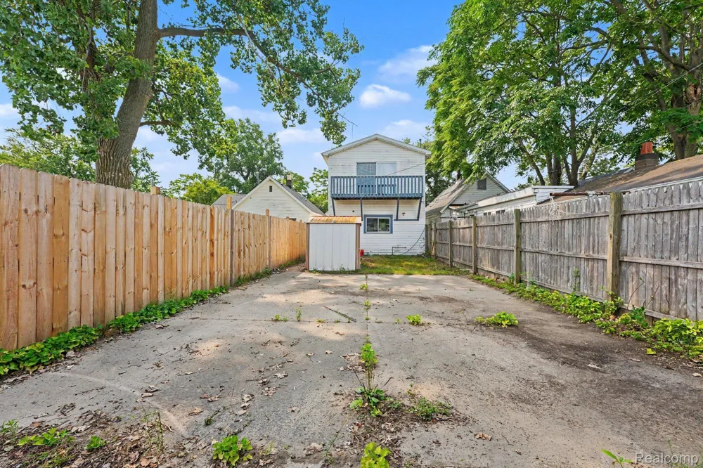 2511 Vanness Street Port Huron City, MI 48060