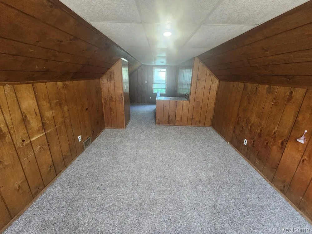 19425 Faust Avenue Detroit City, MI 48219