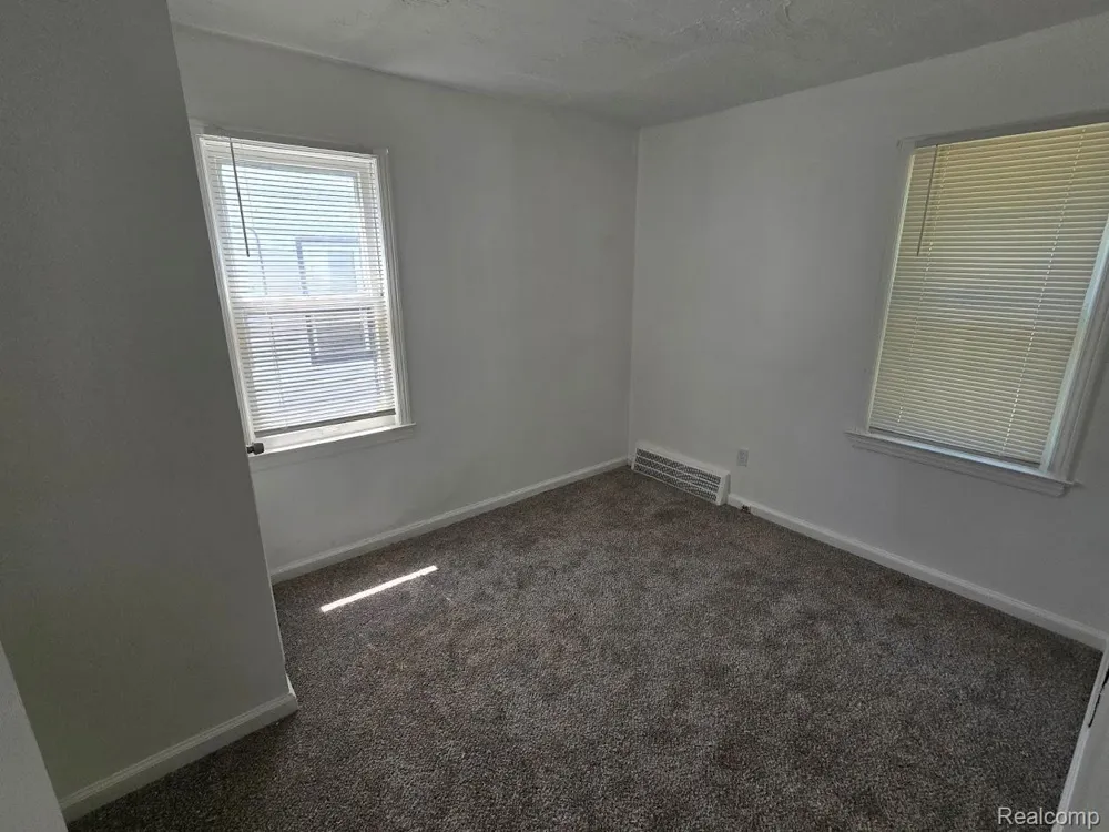 19425 Faust Avenue Detroit City, MI 48219