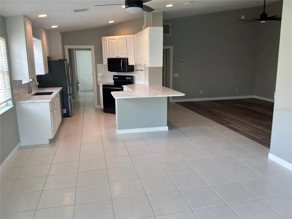 5796 IVREA DRIVE Sarasota, FL 34238