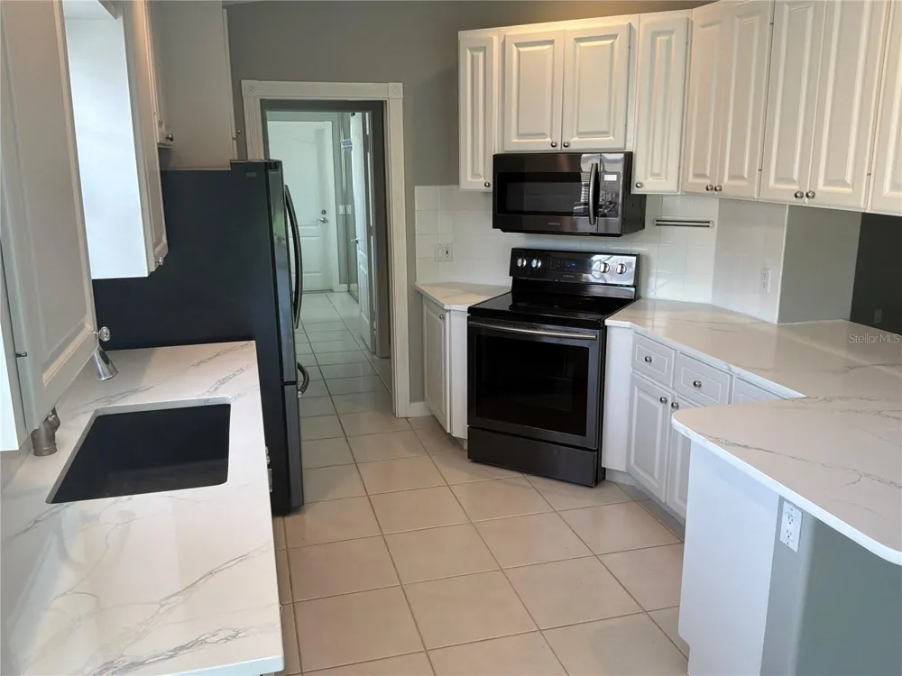 5796 IVREA DRIVE Sarasota, FL 34238