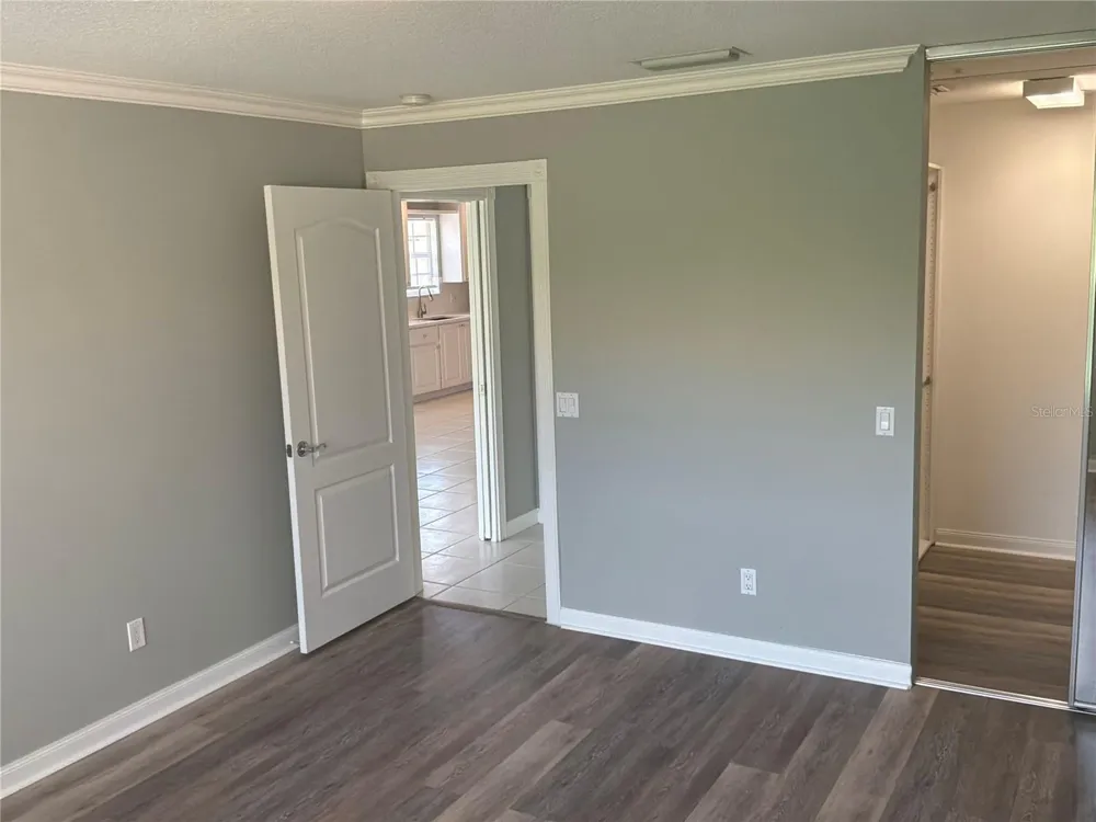 5796 IVREA DRIVE Sarasota, FL 34238