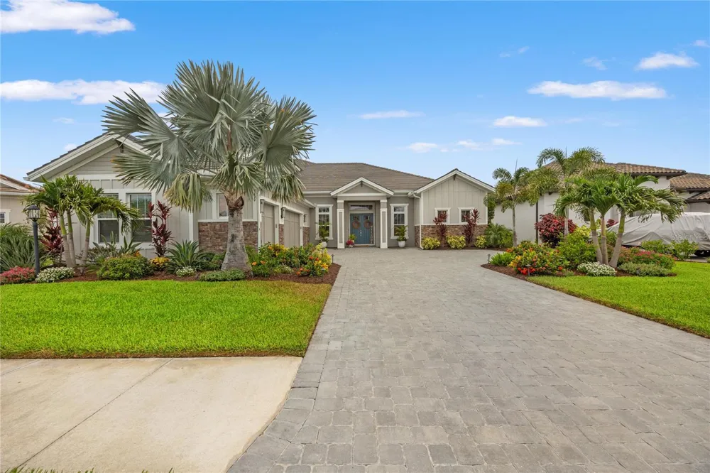 9479 TEQUILA SUNRISE DRIVE Sarasota, FL 34241