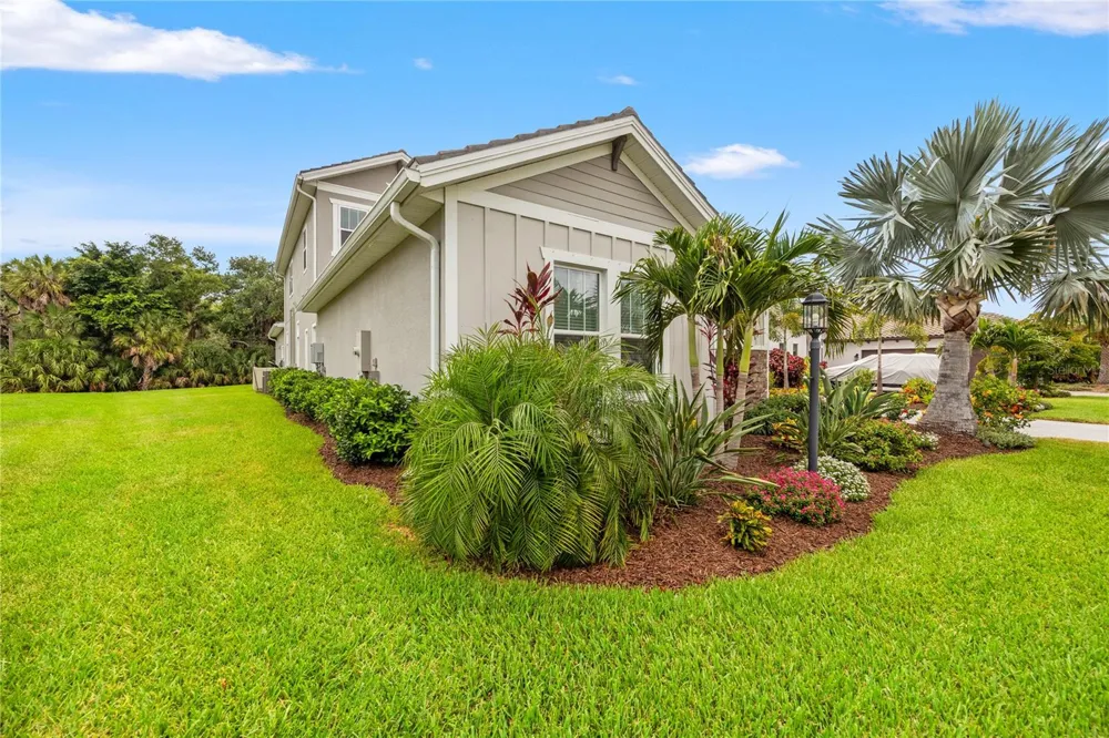 9479 TEQUILA SUNRISE DRIVE Sarasota, FL 34241