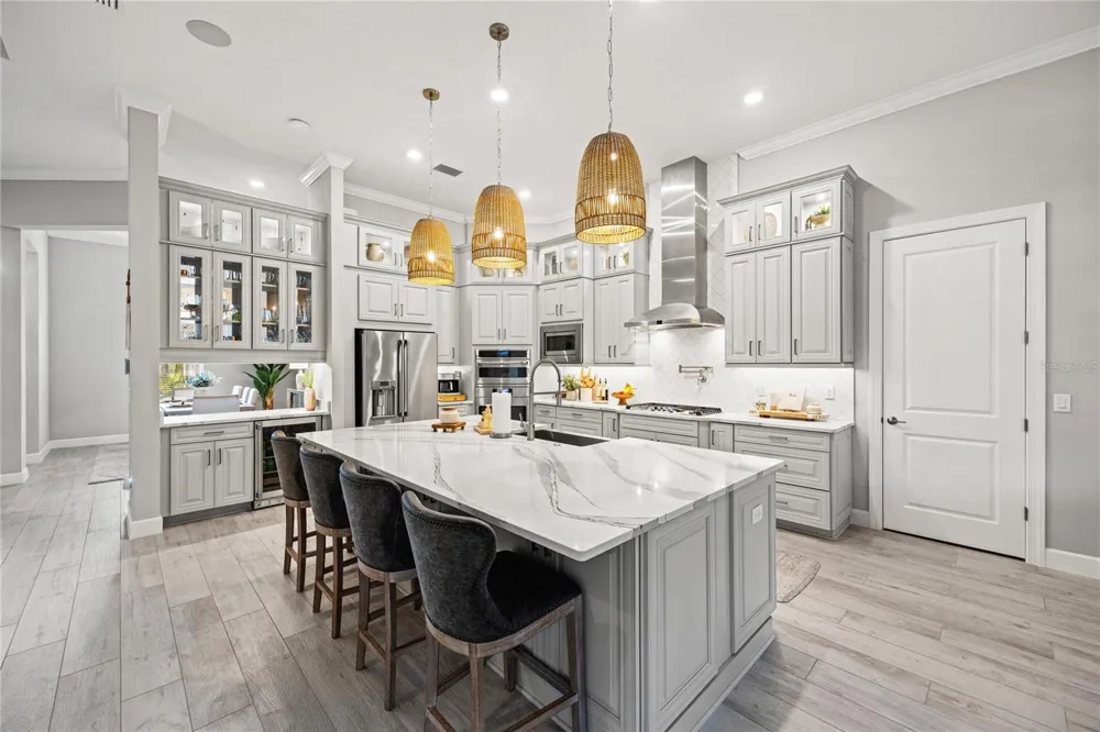9479 TEQUILA SUNRISE DRIVE Sarasota, FL 34241