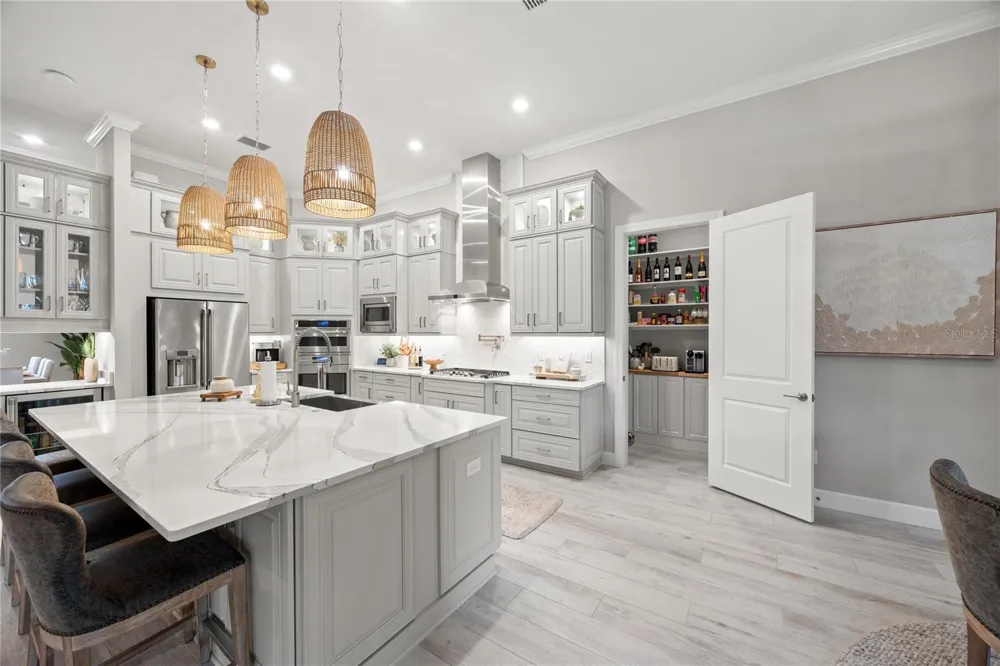 9479 TEQUILA SUNRISE DRIVE Sarasota, FL 34241
