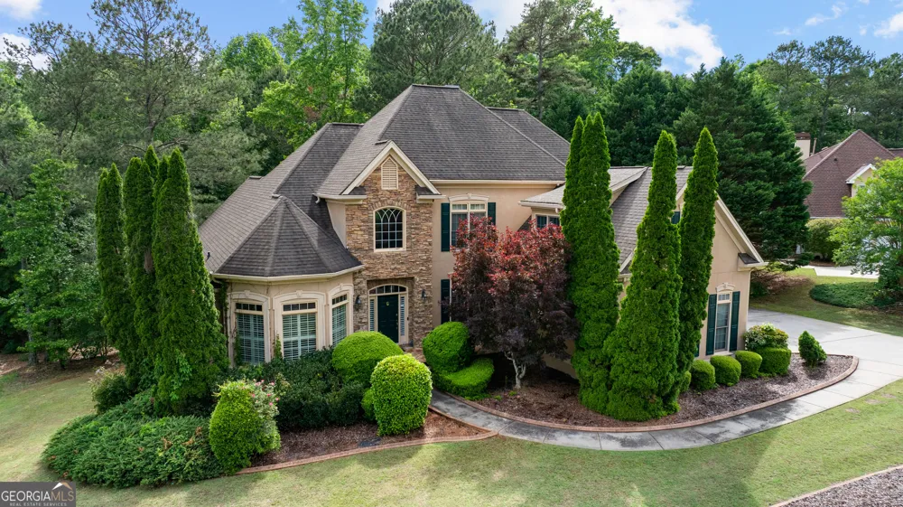 348 Loring LN Peachtree City, GA 30269