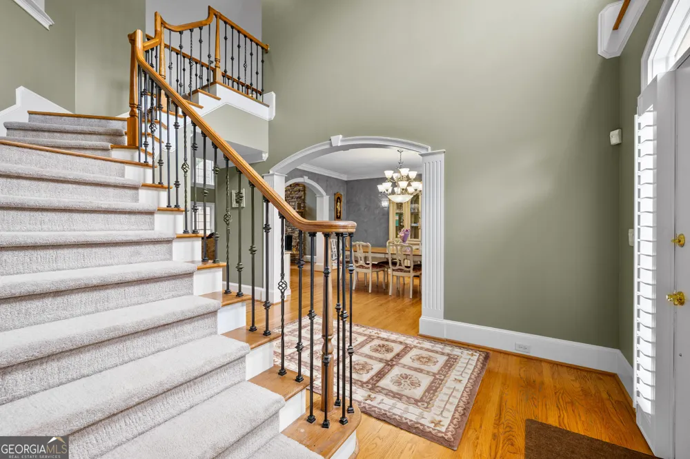 348 Loring LN Peachtree City, GA 30269