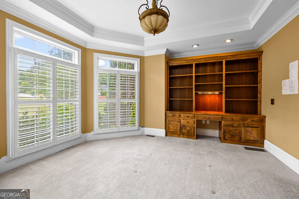 348 Loring LN Peachtree City, GA 30269