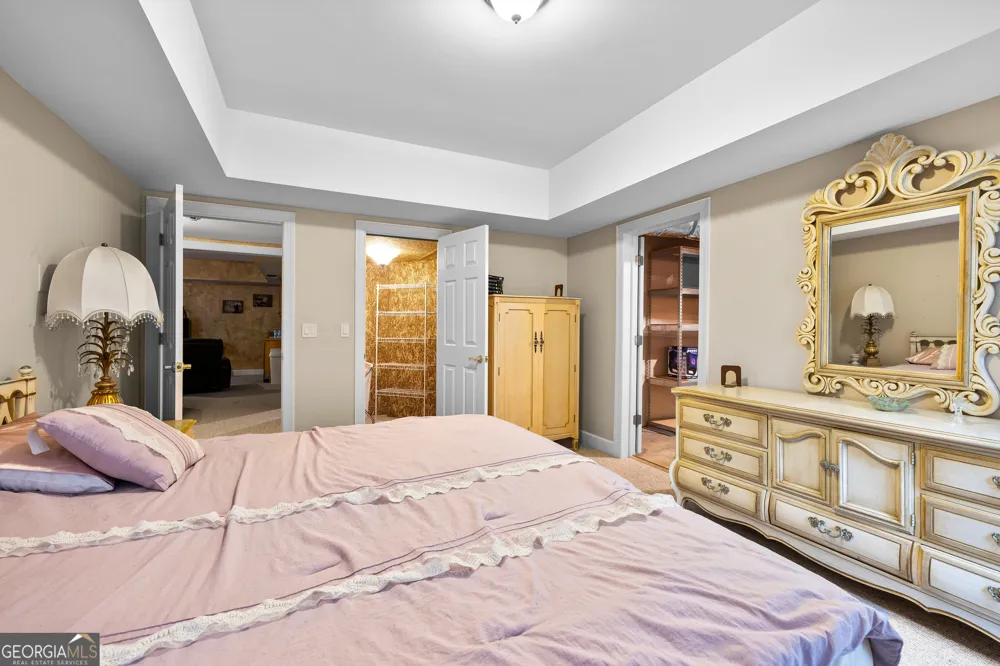 348 Loring LN Peachtree City, GA 30269