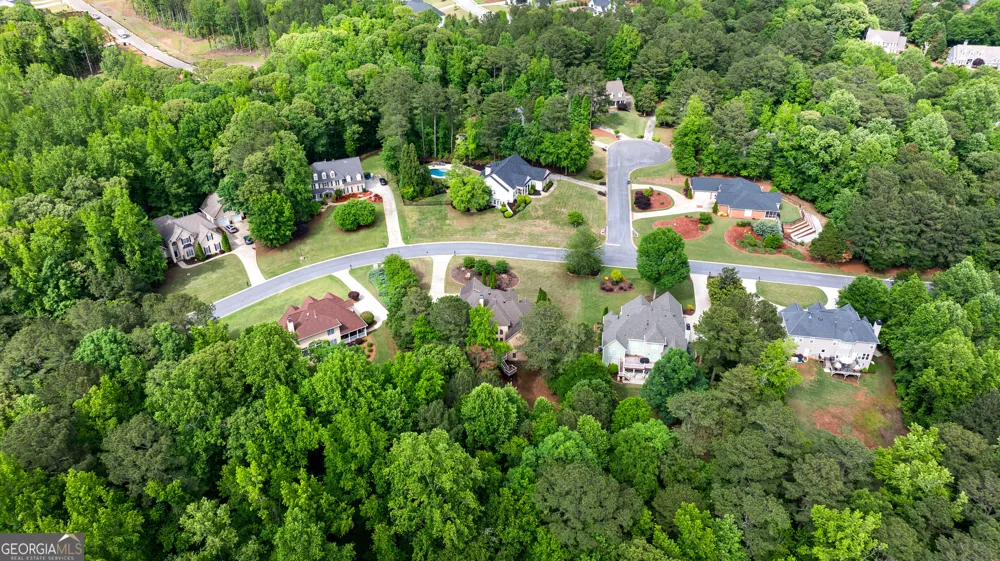 348 Loring LN Peachtree City, GA 30269