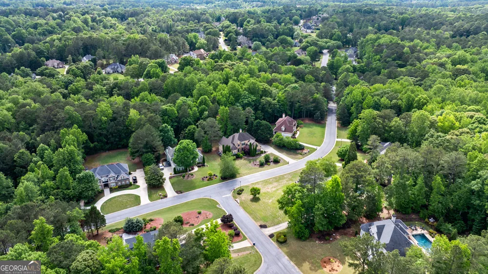 348 Loring LN Peachtree City, GA 30269