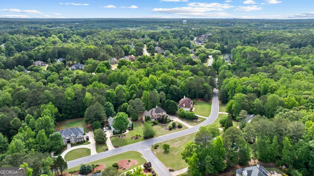 348 Loring LN Peachtree City, GA 30269